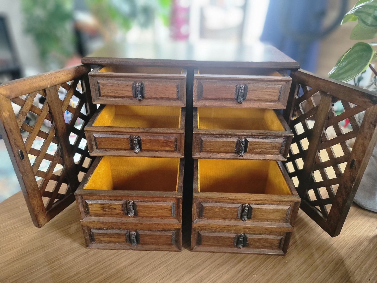 1970's MELE Jewelry Box - Smash's Stashes