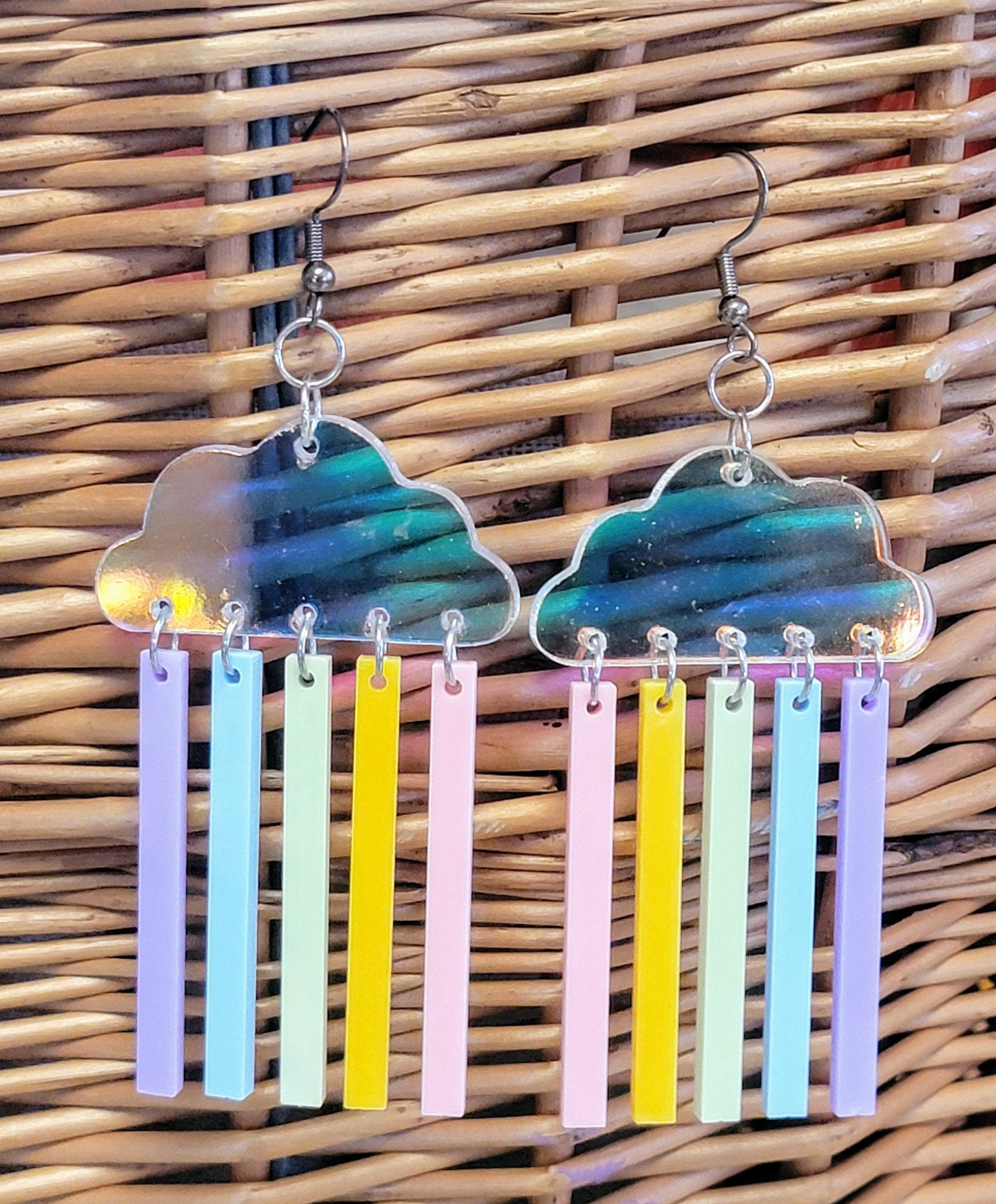 Acrylic Rainbow dangles - Smash's Stashes