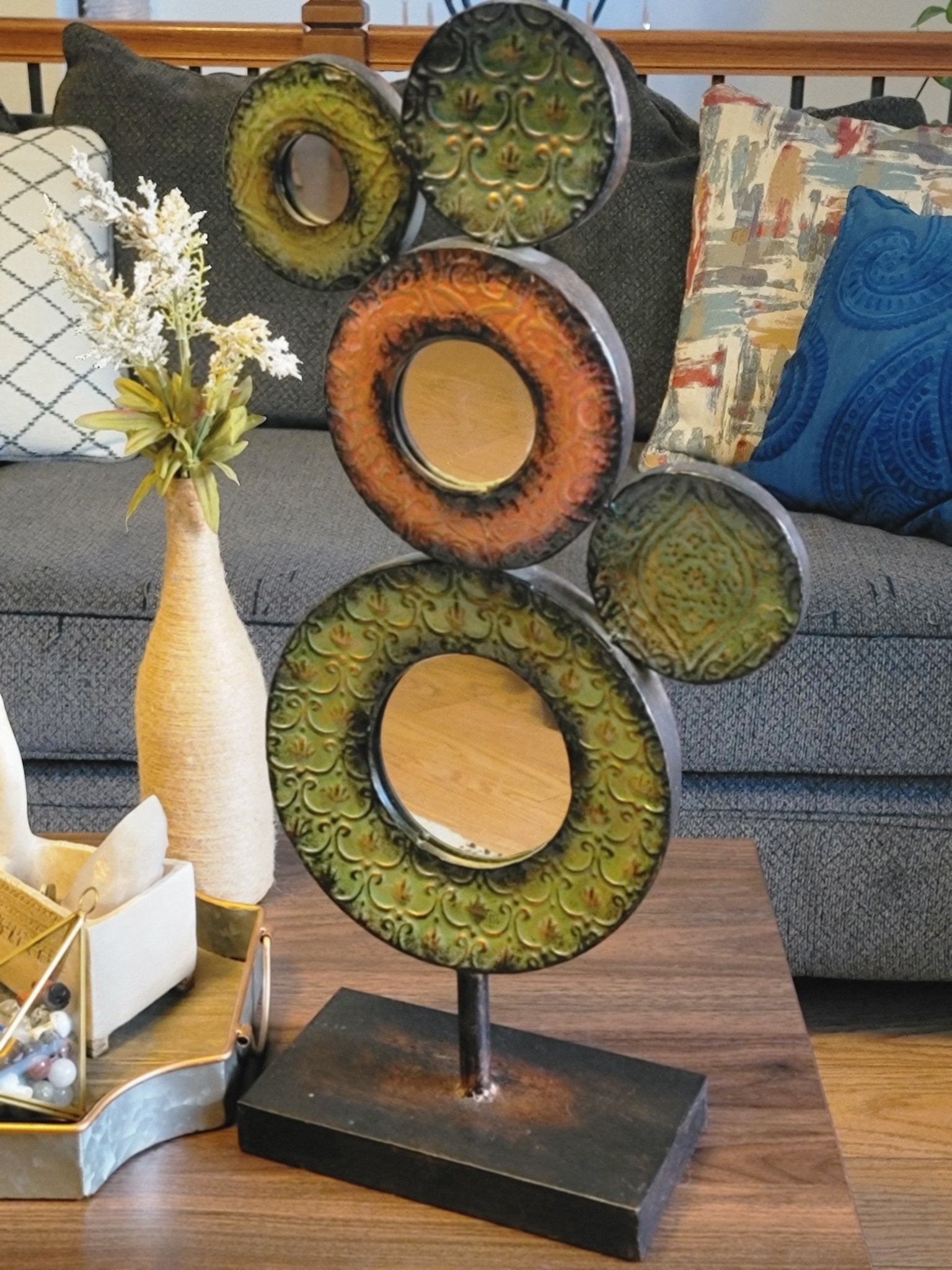 Circle & Mirror Portal Sculpture - Smash's Stashes