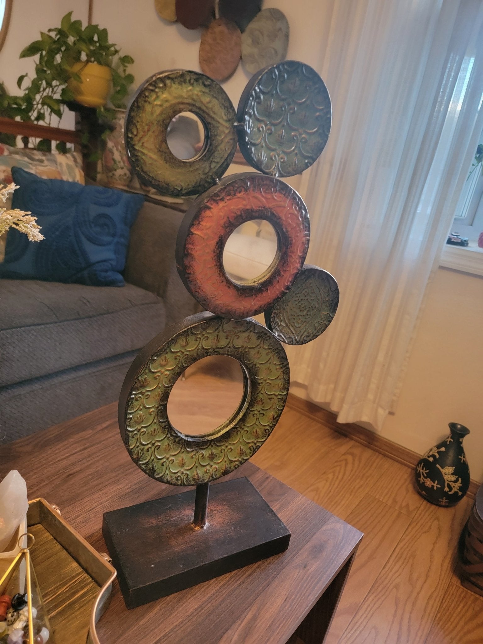 Circle & Mirror Portal Sculpture - Smash's Stashes