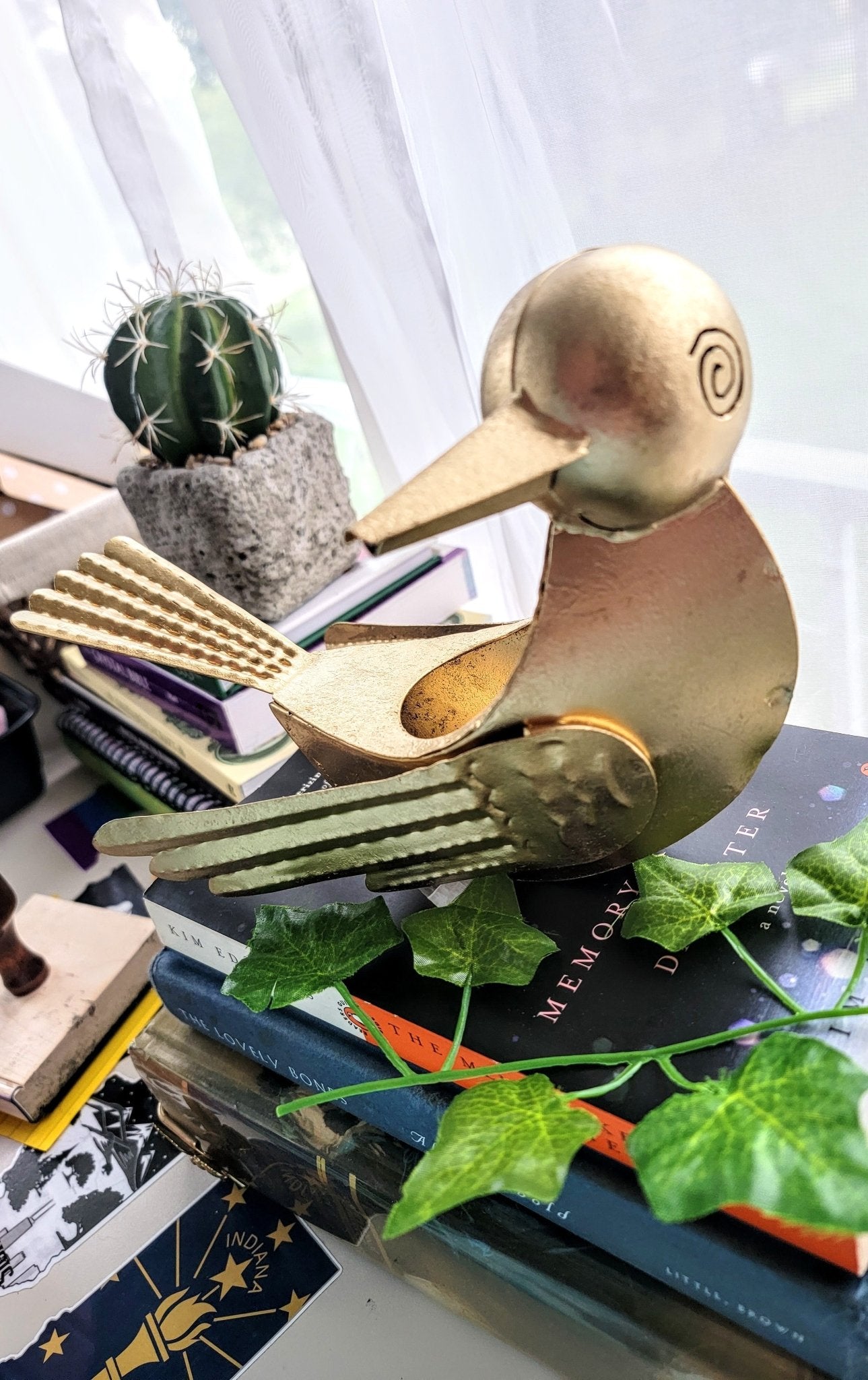 Golden Metal Bird - Smash's Stashes