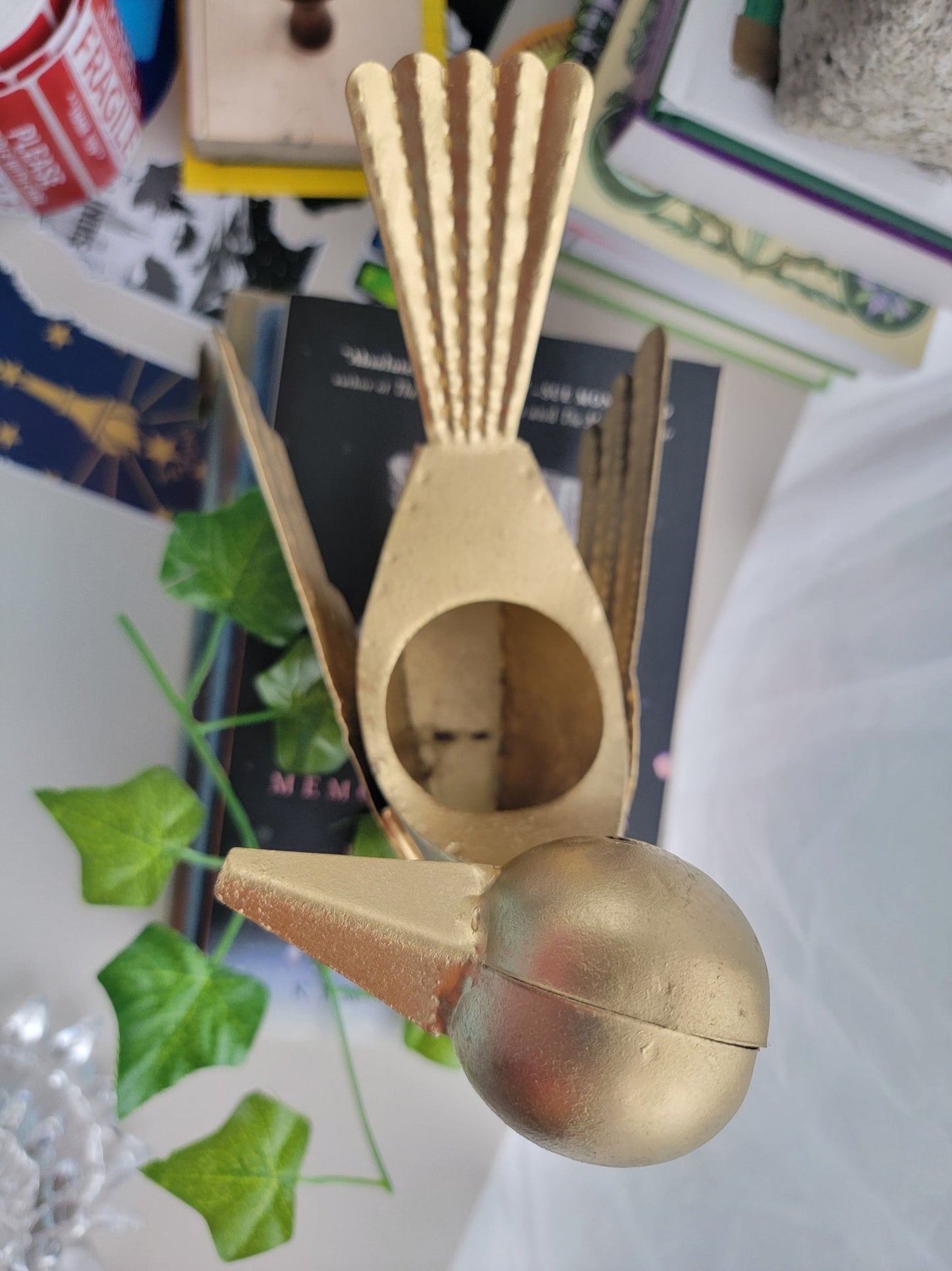 Golden Metal Bird - Smash's Stashes