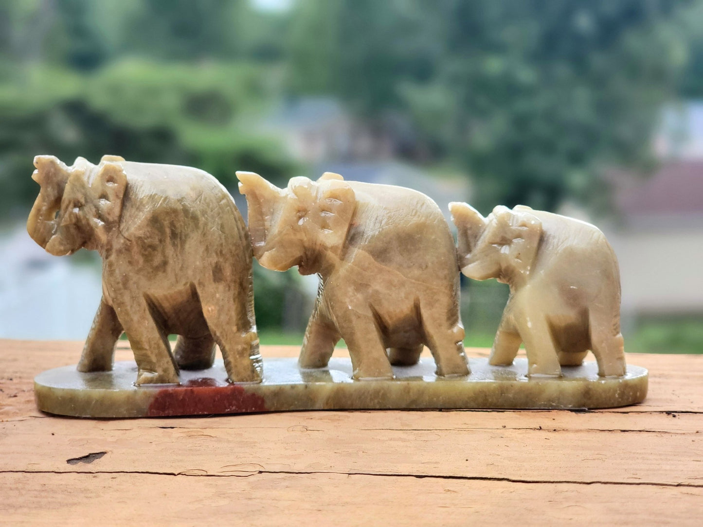 Hand Carved Elephant Family - Smash's Stashes