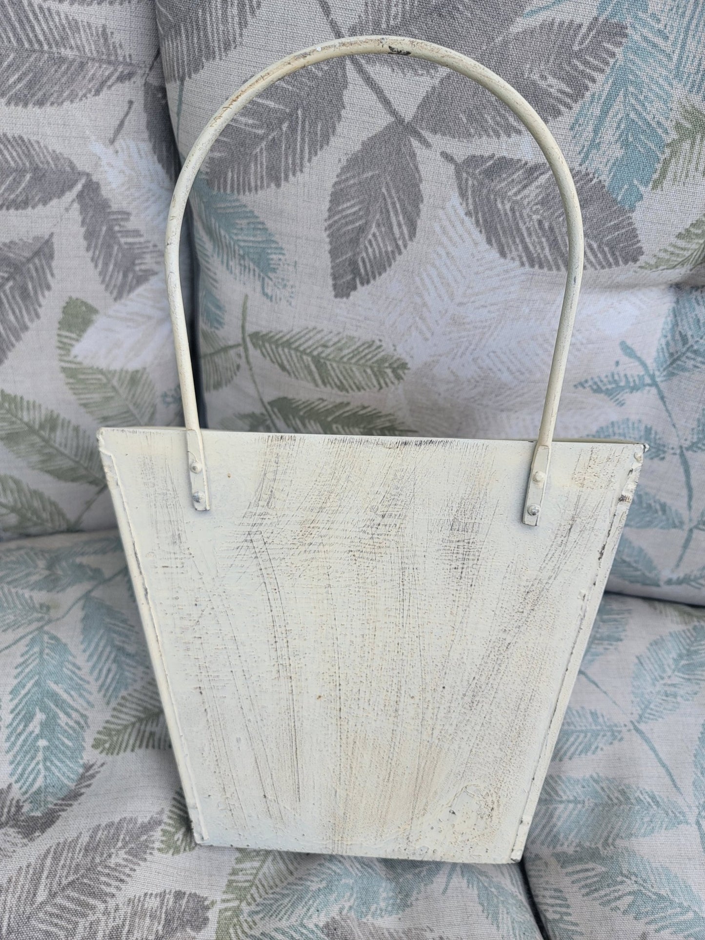 Hummingbird Basket hanger - Smash's Stashes