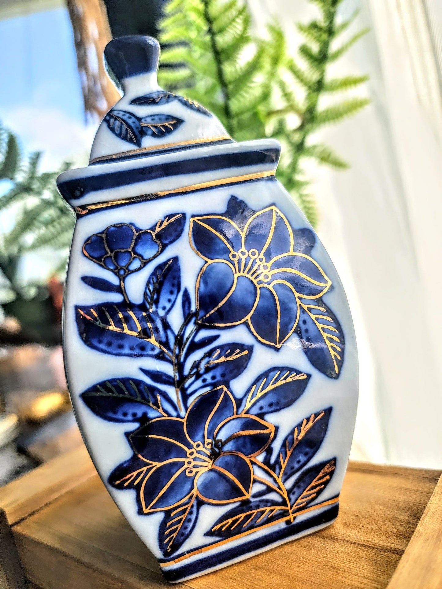Japanese Lidded Ginger Jar - Smash's Stashes