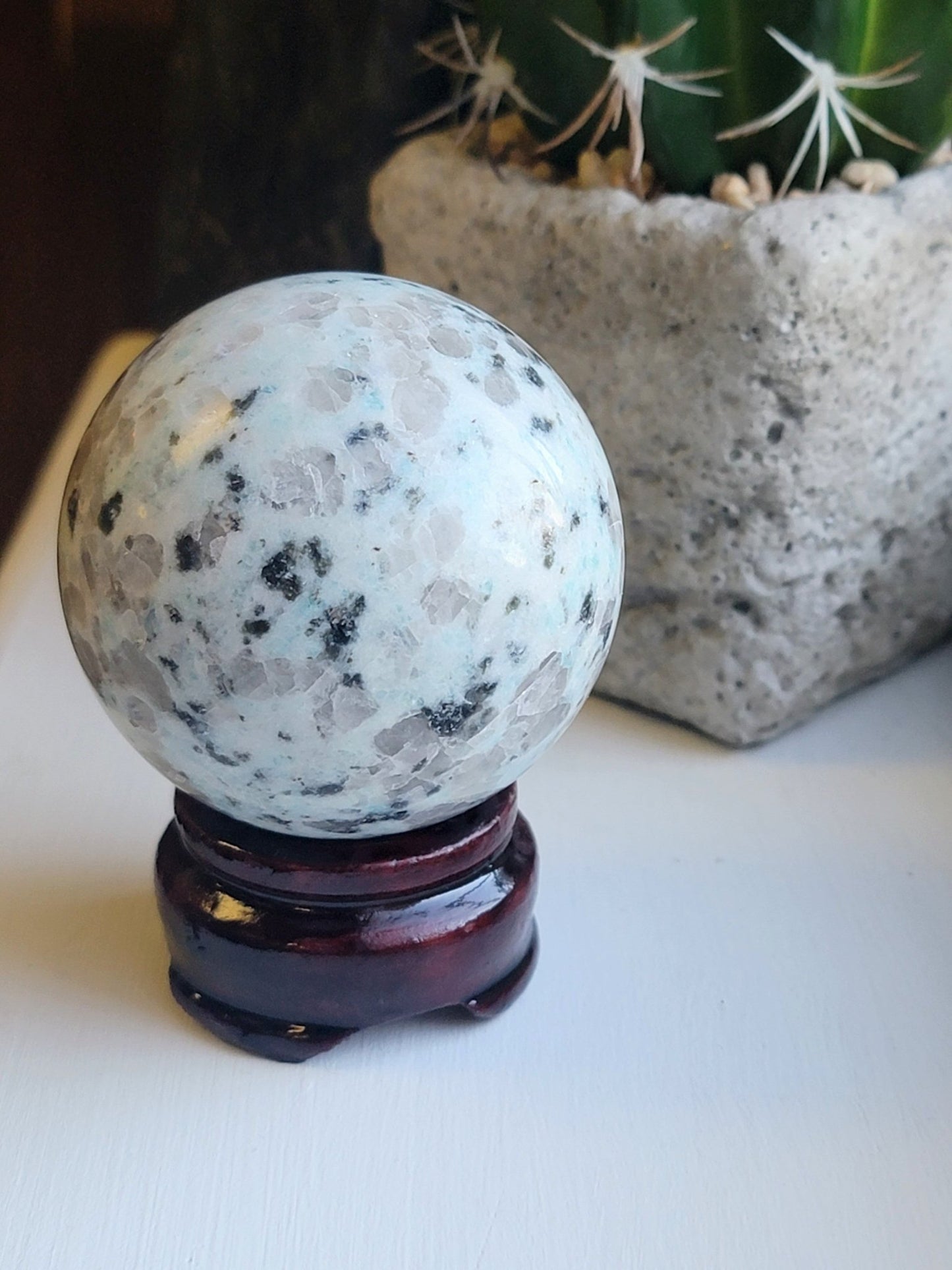 Kiwi Jasper Sphere - Smash's Stashes