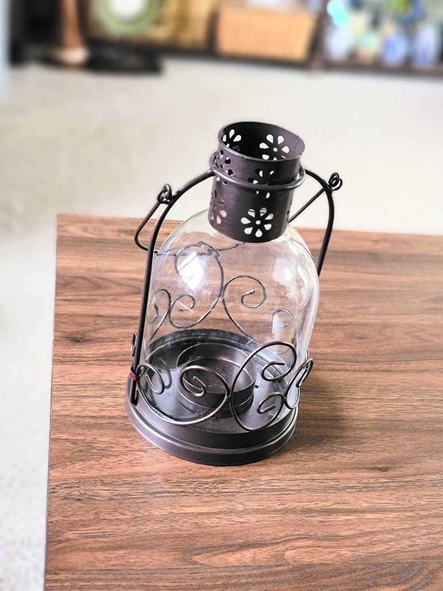 Metal Swirl Lantern - Smash's Stashes