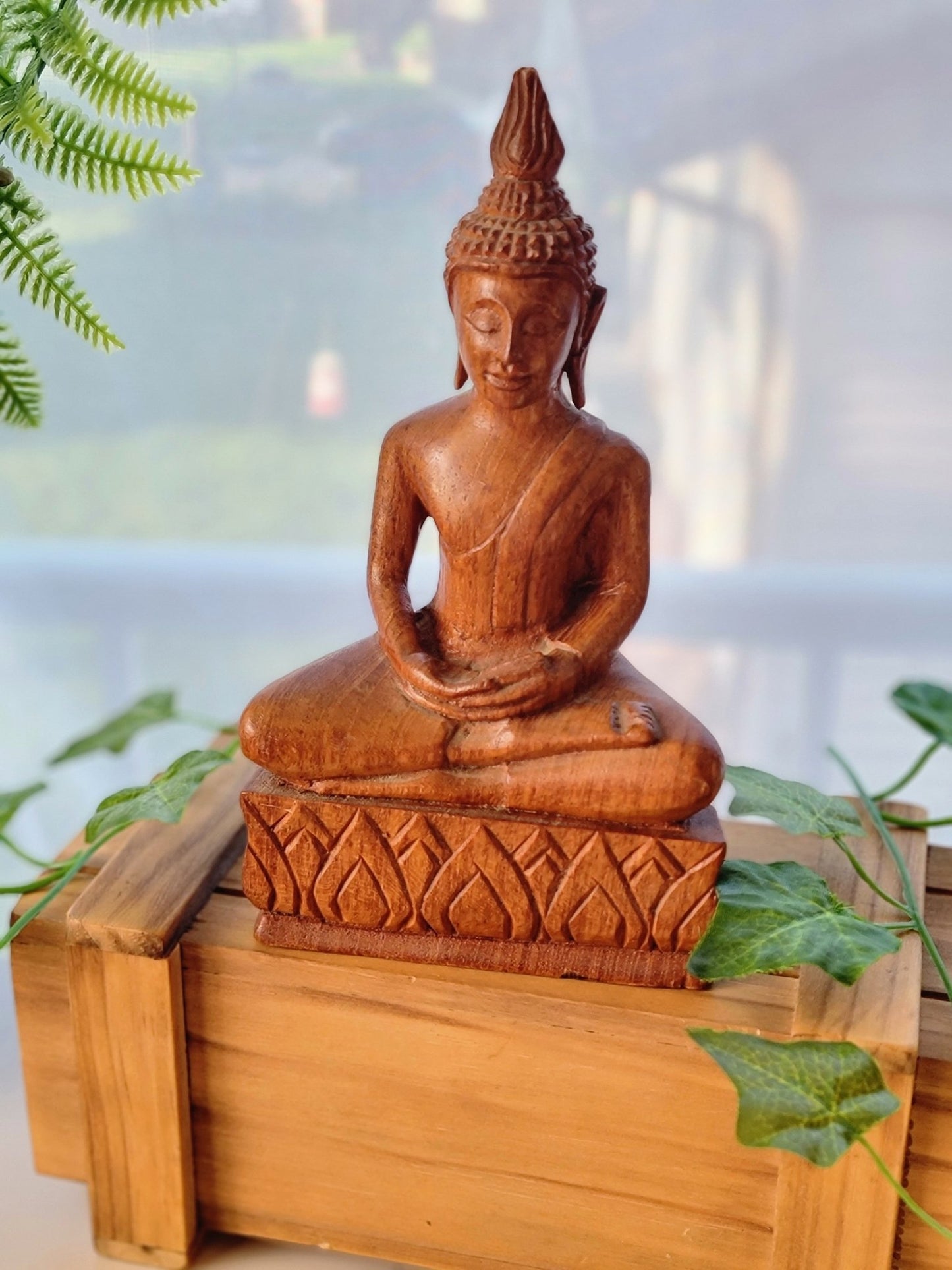 MidCentury Modern Sitting Buddha - Smash's Stashes