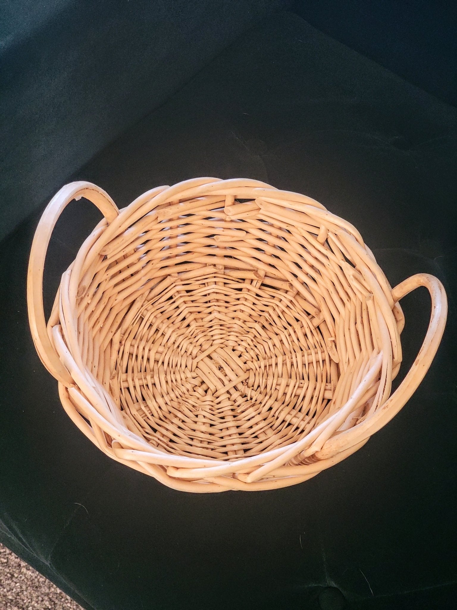 Round Wicker Basket - Smash's Stashes
