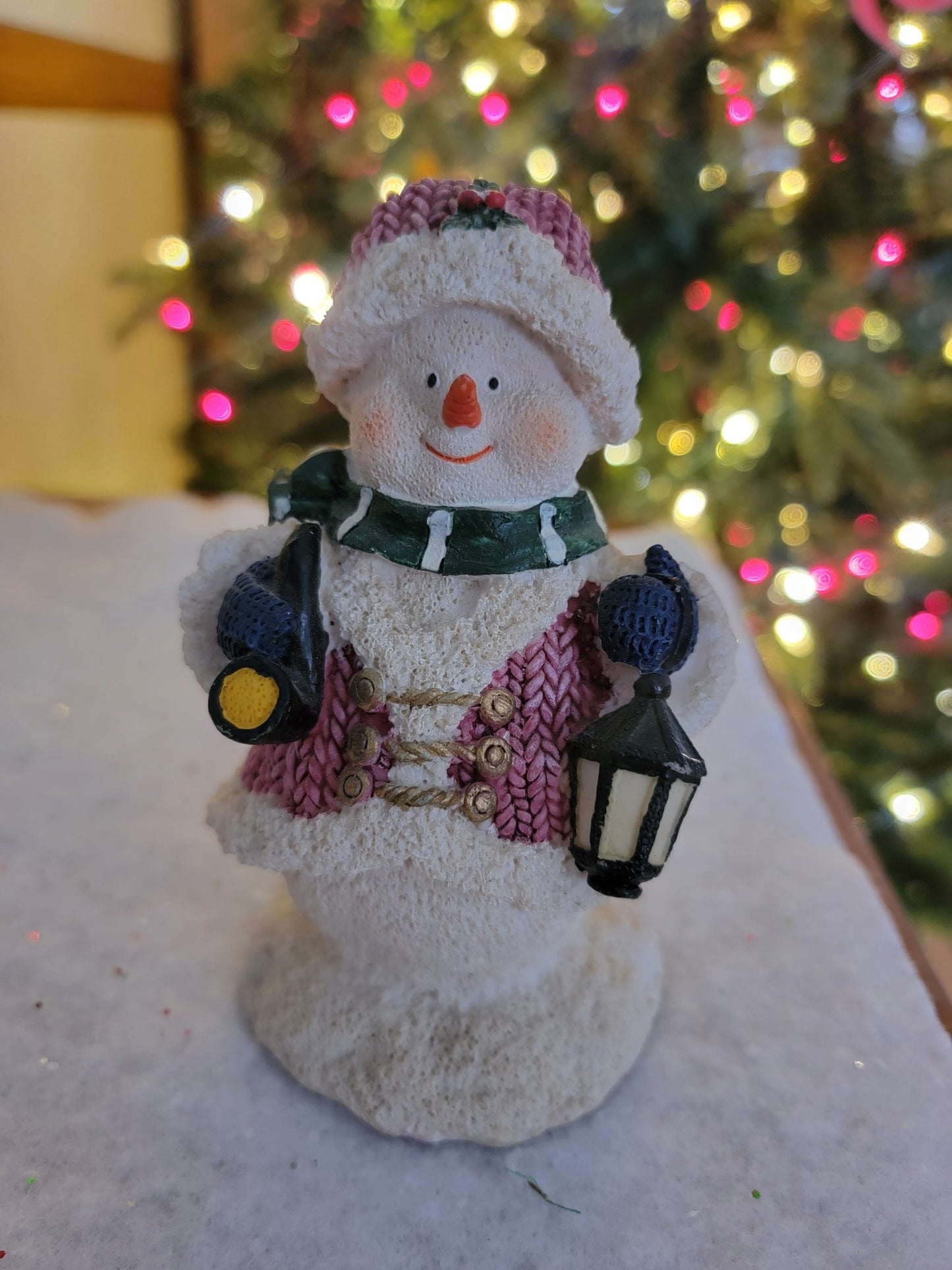 Snowman Figurine - Smash's Stashes