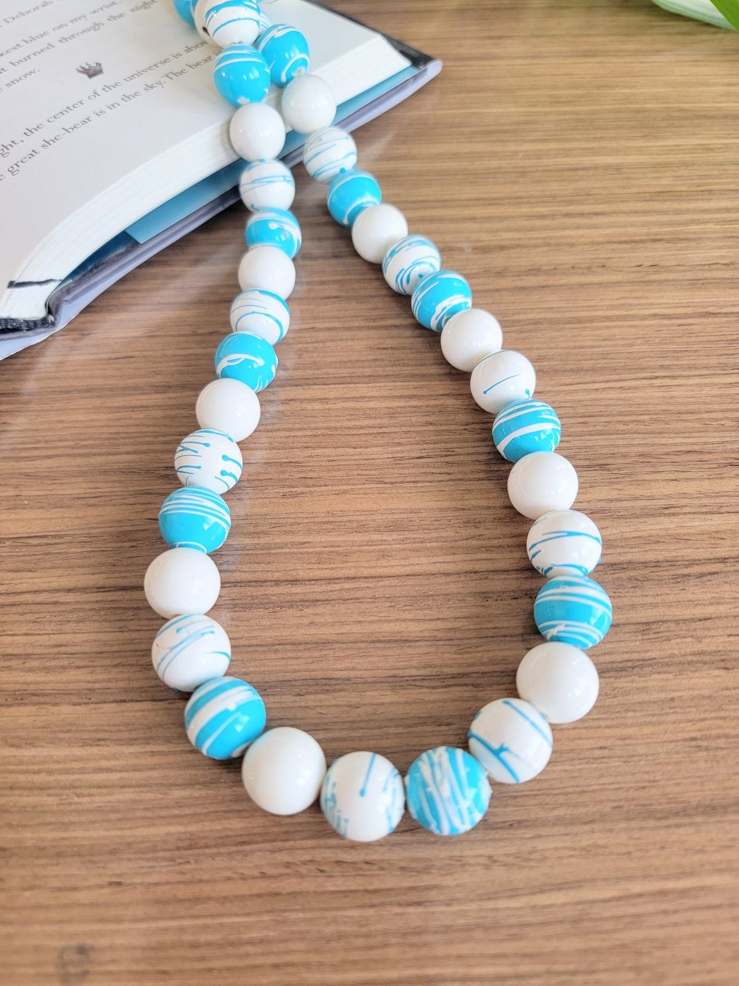 Teal & White Necklace - Smash's Stashes