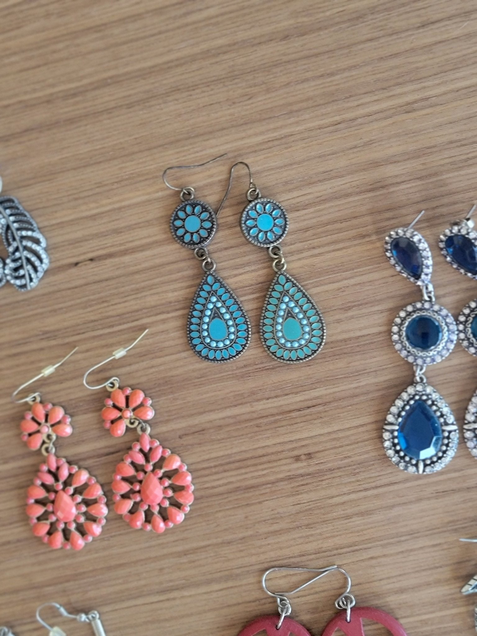 Vintage Earrings - Smash's Stashes