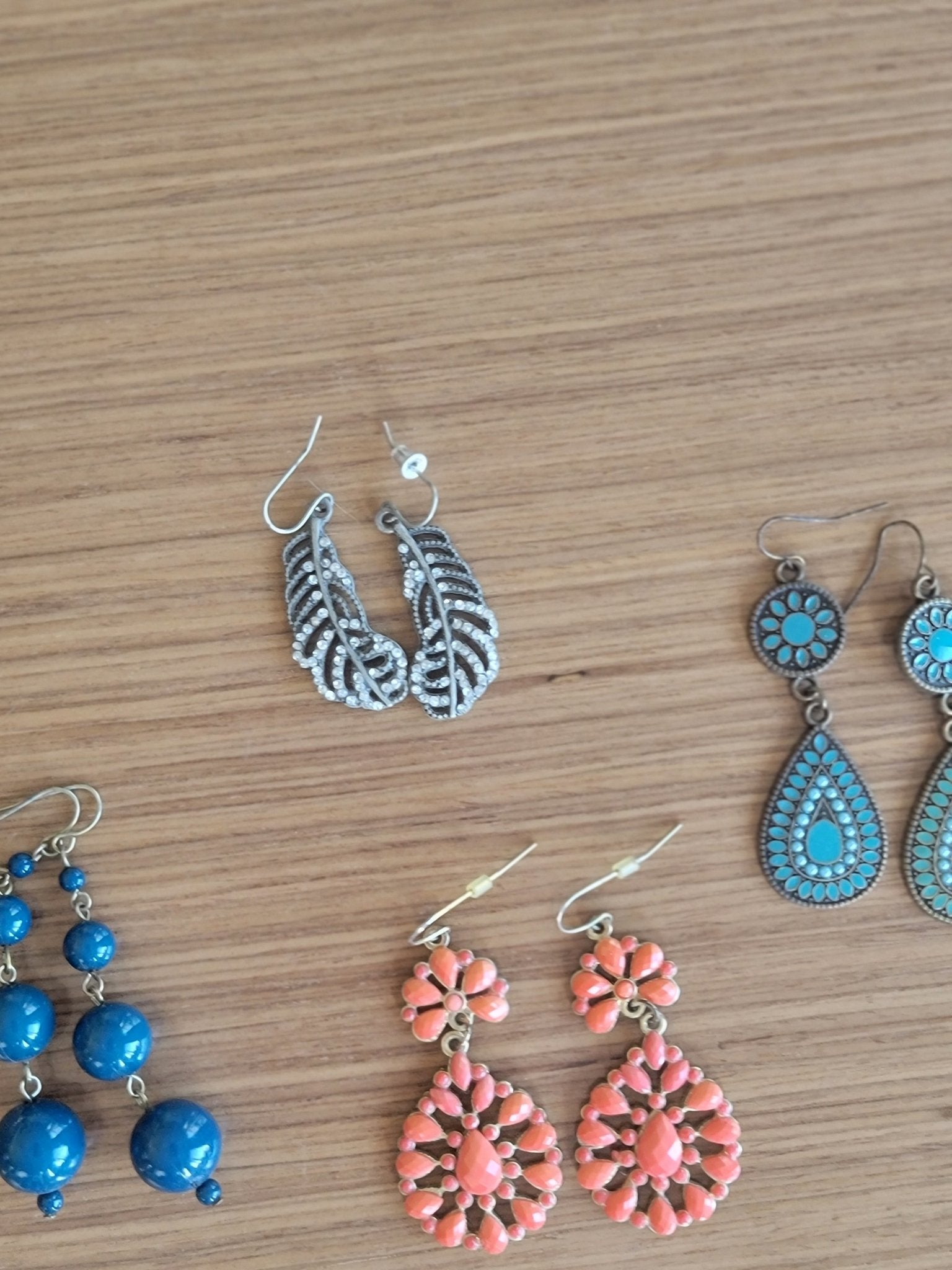 Vintage Earrings - Smash's Stashes