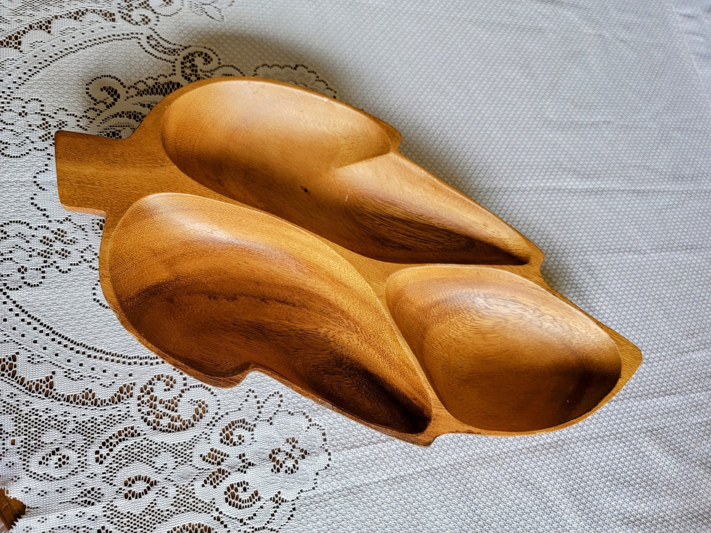 Wooden Leaf Monkey Pod Tray - Smash's Stashes