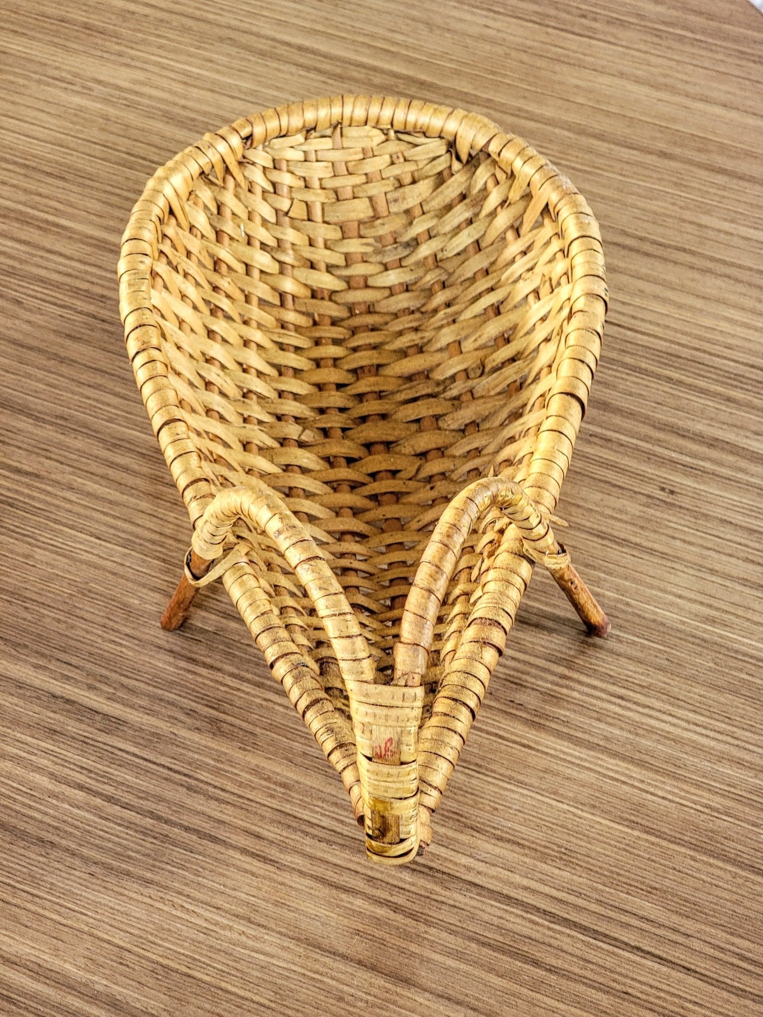 Woved Teardrop Handle Basket - Smash's Stashes