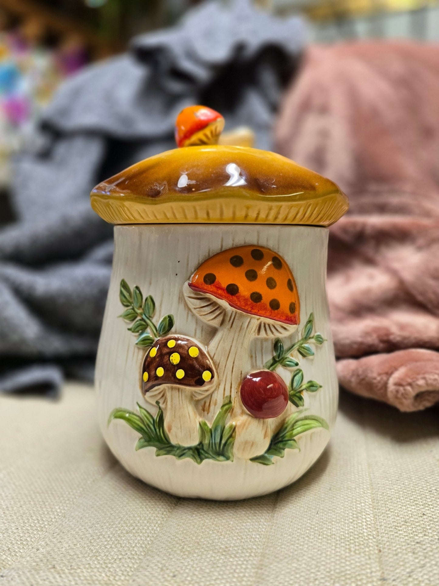 1970's MCM Mushroom Cookie Jar - Smash's Stashes