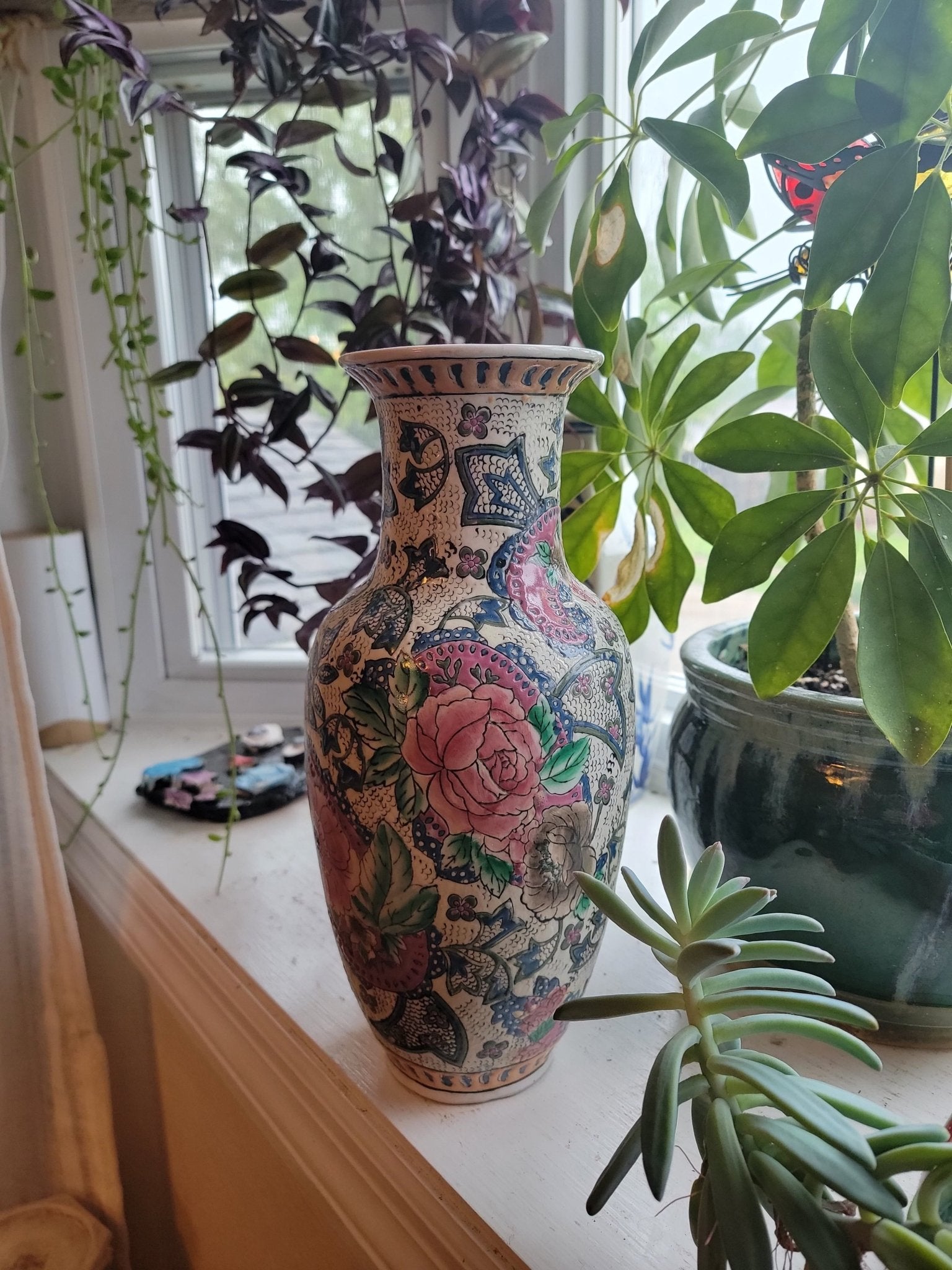 Handcrafted Floral Chinese Vase - Smash's Stashes