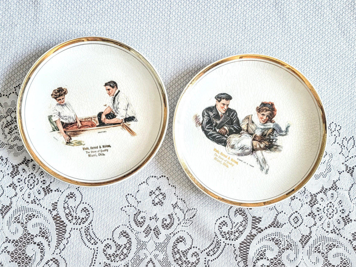 Victorian Couple Souvenir Plates - Smash's Stashes