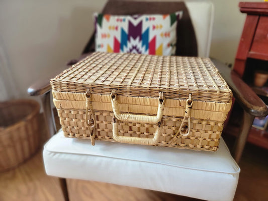 Wicker Picnic Basket - Smash's Stashes